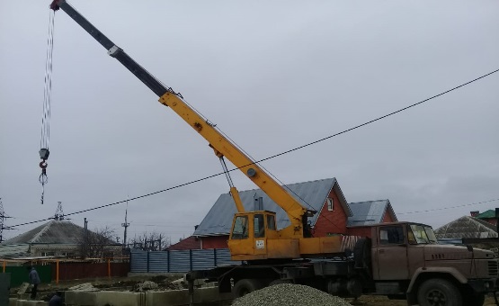 Услуги манипулятора в городе Невинномысске - перевозка авто